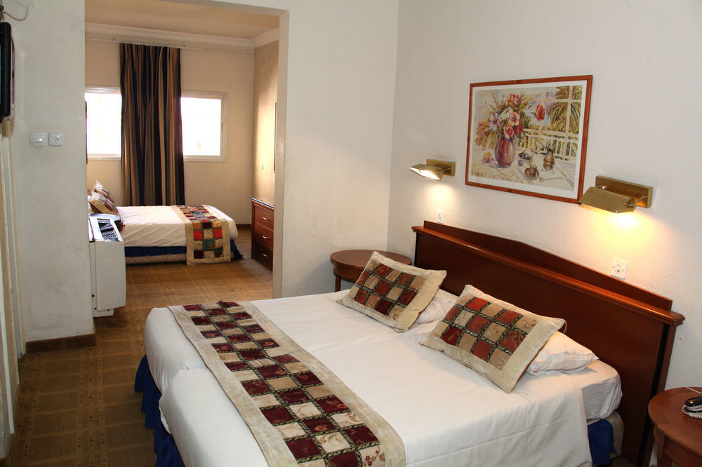Glatt Eden Hotel Тиберия Стая снимка
